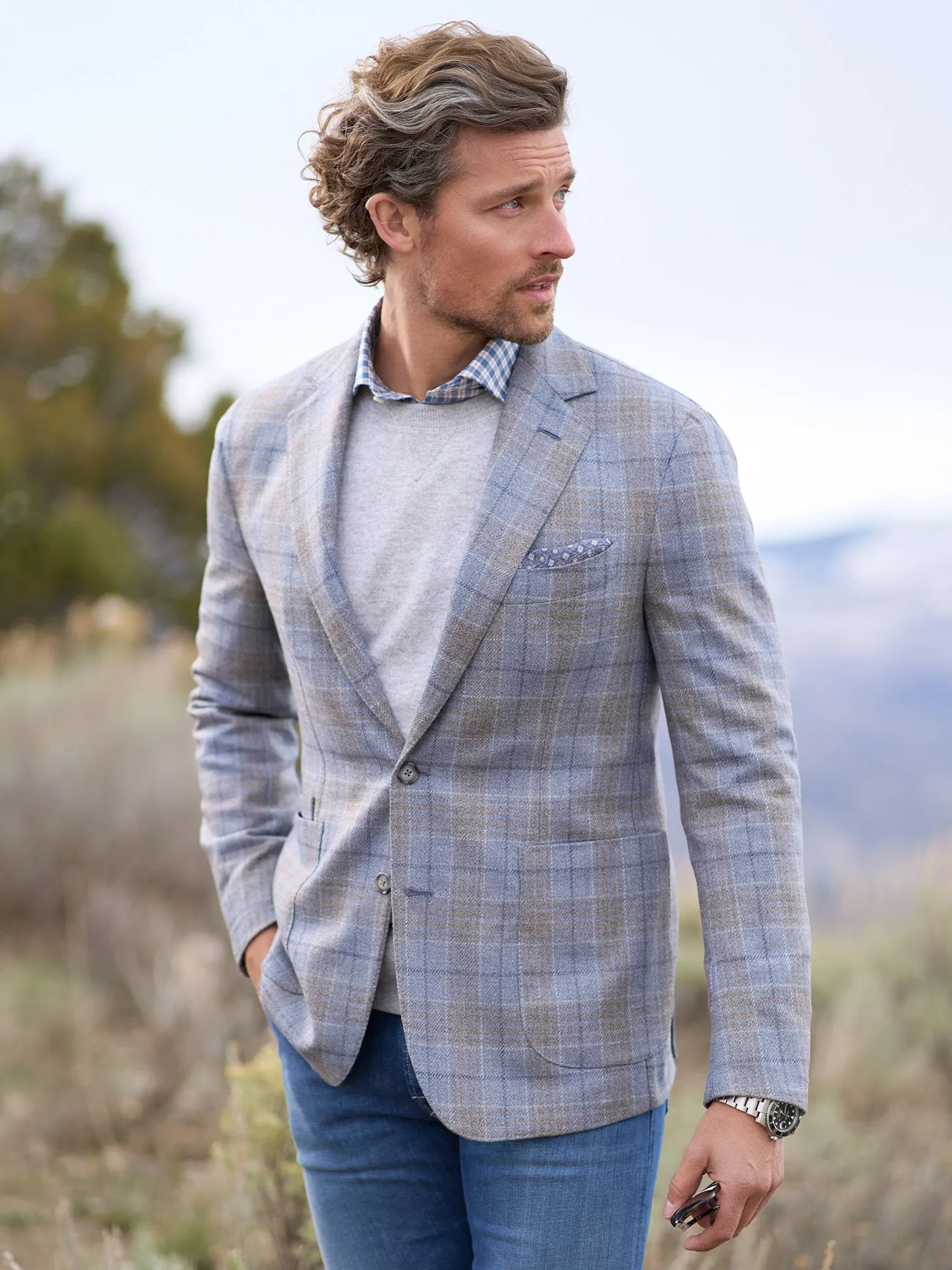 Stylish Di Campa Wool Silk Blazer for Men - Elegant Tailored Fit Jacket for Formal and Casual Wear