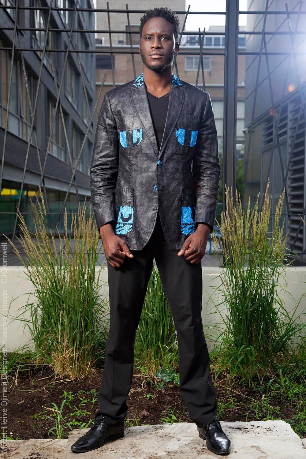 KWESIYA BLAZER IN BLACK BAZIN - S